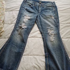 Plus size womens Silver Jeans "Francis" distressed, flare leg  size 18 X 31